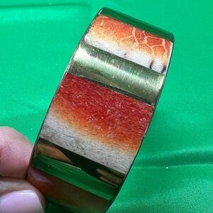 Vintage enamel bangle bracelet with gold tone